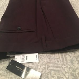 Banana Republic 35X32 Burgundy Khaki Pants NWT